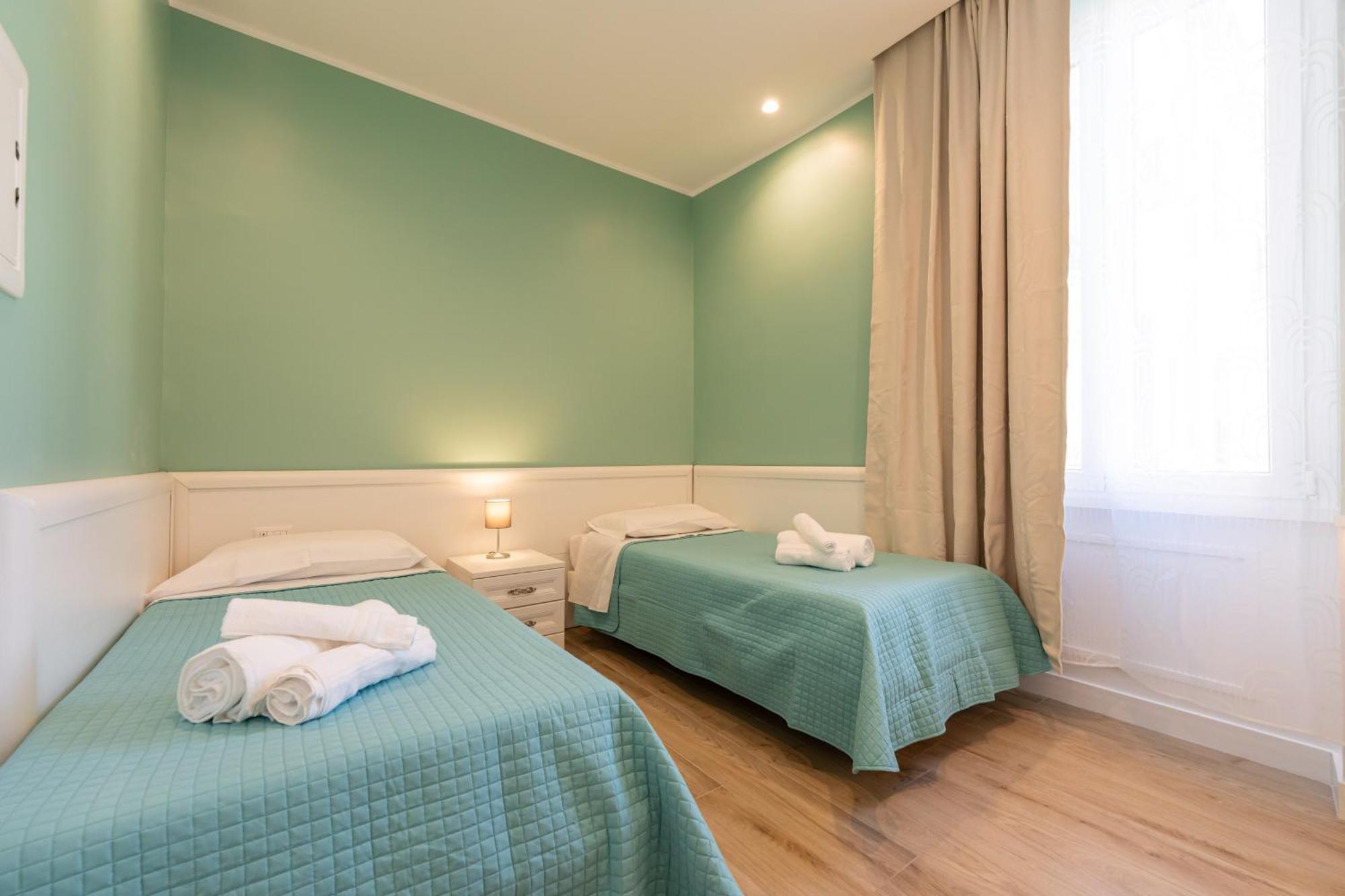 Daca Luxury Rooms Nápoles Exterior foto